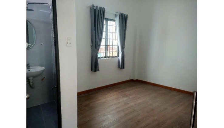 Thích Quảng Đức ,Phường 4 , Phú Nhuận