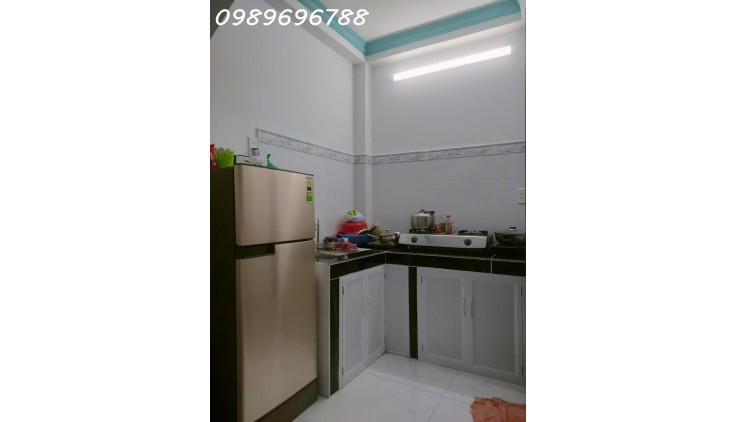 NHÀ XINH ETOWN CỘNG HÒA P13 TÂN BÌNH HẺM XE HƠI NGANG 3.6M XÂY 2 TẦNG 2 WC 2 PHÒNG NGỦ CHỈ 4 TỈ TIỂU HỌC