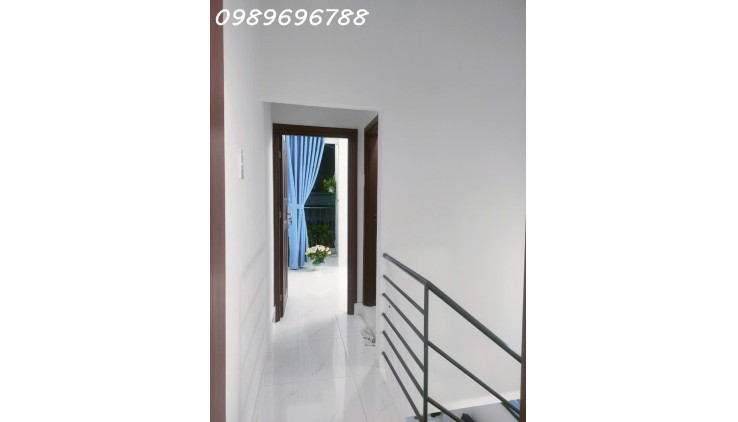 NHÀ XINH ETOWN CỘNG HÒA P13 TÂN BÌNH HẺM XE HƠI NGANG 3.6M XÂY 2 TẦNG 2 WC 2 PHÒNG NGỦ CHỈ 4 TỈ TIỂU HỌC