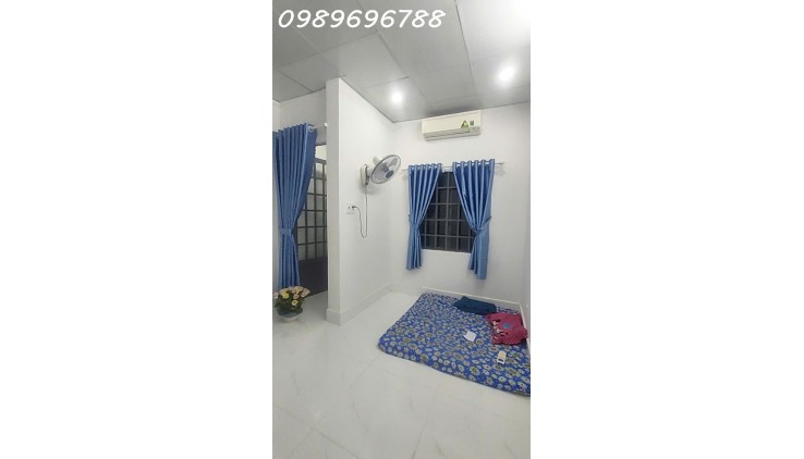 NHÀ XINH ETOWN CỘNG HÒA P13 TÂN BÌNH HẺM XE HƠI NGANG 3.6M XÂY 2 TẦNG 2 WC 2 PHÒNG NGỦ CHỈ 4 TỈ TIỂU HỌC