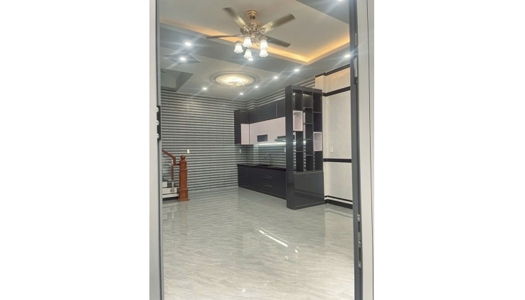 NHÀ BÁN ĐƯỜNG LÊ ĐỨC THỌ P17 . 4 LẦU . ĐANG CHO THUÊ KHOÁNG 14tr/THÁNG .GIÁ CHÀO BÁN NHỈNH.5Tỷ