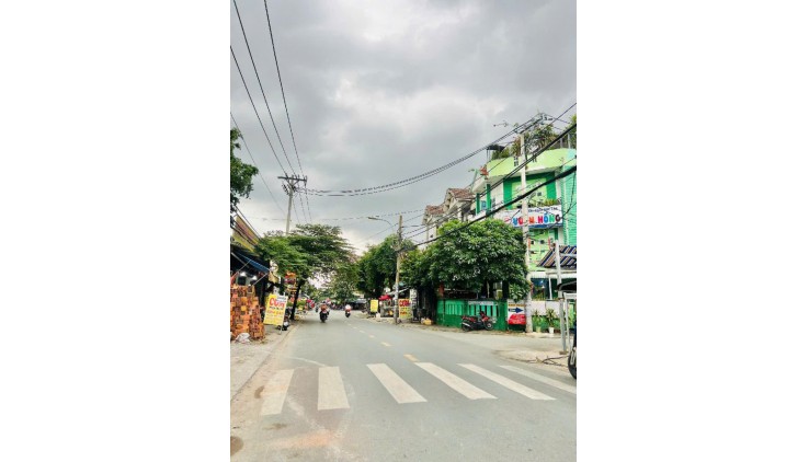 Nhà Đông Hưng Thuận, 2 tầng, 81m2,  4x20, Hẻm XH, Dòng tiền 9tr/tháng, 5.2 Tỷ TL