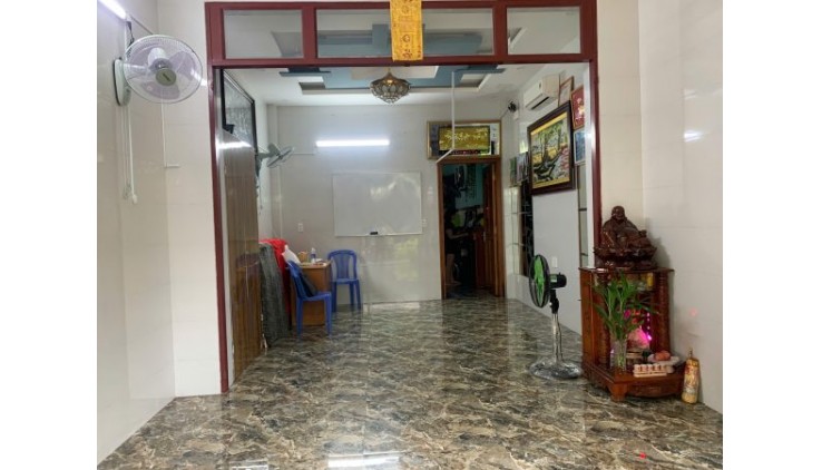 Quận Tân Phú  ! CHO THUÊ MB KINH DOANH GÓC 2 MT , GIÁ RẺ 7 tr / tháng,  Vị Trí kinh doanh sầm uất, Tel : 0975135176 ( chính chủ )