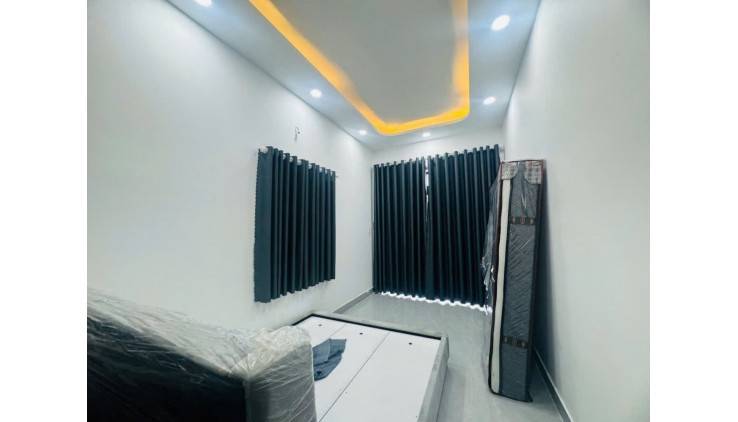 Bán nhà  riêng  Phạm Hùng  phường 9 quận 8 53m2 2 tầng 3pn 2wc giá chỉ 5,4 tỷ