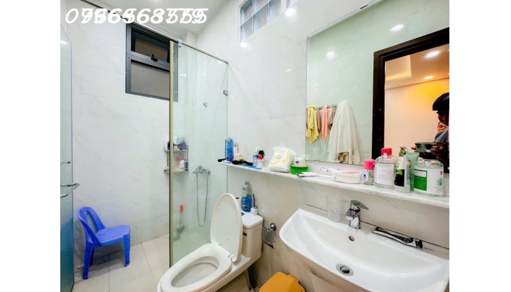 Bán nhà Hẻm 5m, Nguyễn thị thập - Tân Phú- Quận 7- 60m2 - ngang 5m, 4 Tầng- giá bán nhỉnh 8 tỷ tl