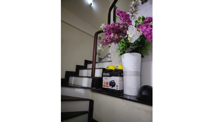 Bán Gấp nhà Mã Lò hẻm 7m thông Knh Doanh 60m2,4 Tầng đúc BTCT Nhỉnh 4 tỷ