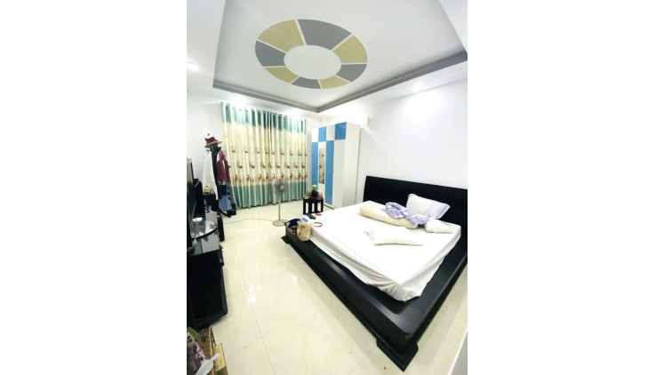 Bán nhà hẻm ôto  kế MT Kênh Tân Hóa quận Tân Phú 4 x 13-3T chỉ 4.7 tỷ tl