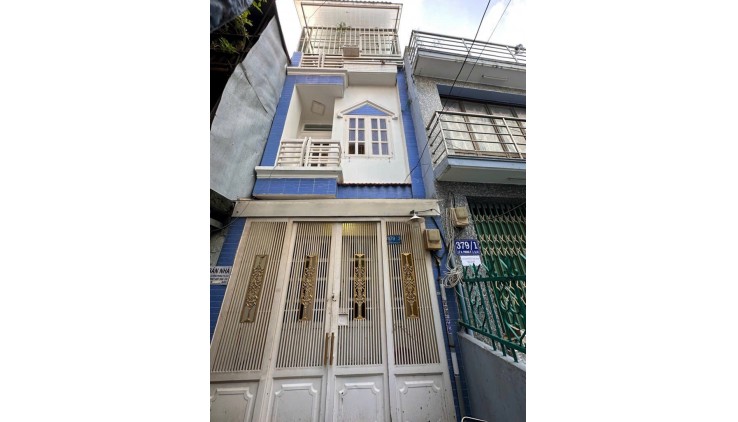 TRUNG TÂM QUẬN 10 - LÊ HỒNG PHONG - XE HƠI ĐỖ CỔNG - CÁCH 2 CĂN RA MẶT TIỀN LÊ HỒNG PHONG - TIỆN ĐỦ THỨ .