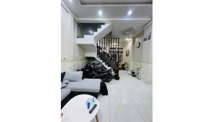 Bán nhà riêng Phú Định 47m2 4 tầng 4pn 3wc phường 16 quận 8 giá chỉ 5,4 tỷ