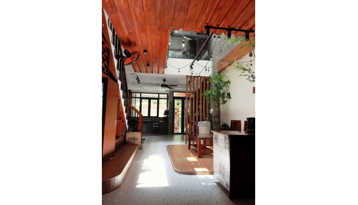 MẶT TIỀN ĐƯỜNG LÊ CƠ 
 - VIEW CÔNG VIÊN 
- KHU VIP CỦA KHU  NAM HÙNG VƯƠNG.
