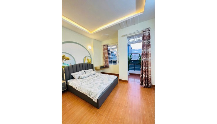 Nhà bán Thạnh Xuân Quận 12 DT  4m x16m 4PN  Chỉ 4 tỷ 550 triệu - HXH