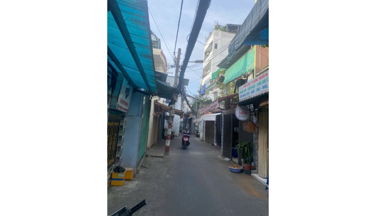 NHÀ CẦN RA GẤP TRONG TUẦN, BÙI MINH TRỰC CÁCH CHỢ CHỈ VÀI BƯỚC CHÂN - 2 TẦNG - 40.4M2  ( 4.5 X 9) GIÁ CHỈ 4.350  TỶ