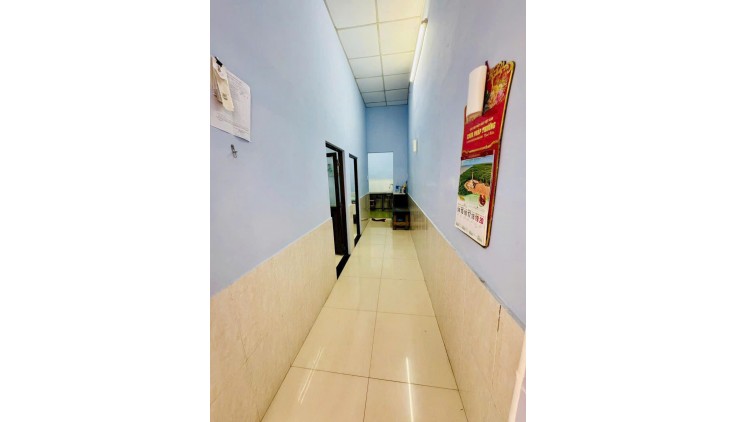 Nhà cấp 4 còn mới ở ngay hẻm xe hơi thông - Thạnh Lộc 4x13m  3ty380
