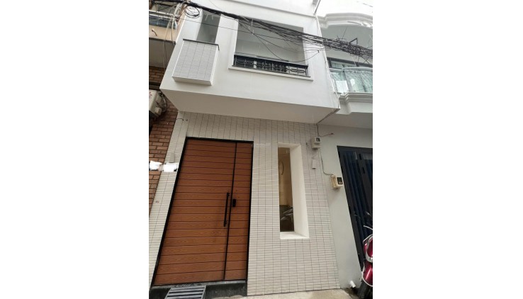 Nhà tâm huyết có thiết kế, kỹ lưỡng từng chi tiết kỹ thuật. Tặng đầy đủ nội thất xịn sò mới sắm