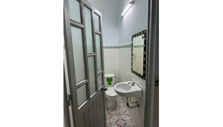 Bán nhà Lưu Hữu Phước ,4 lầu , 4pn nhà đẹp chỉ 4.3 tỷ