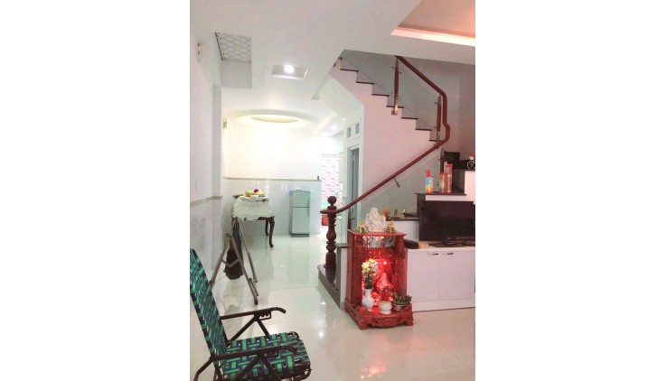 MẶT TIỀN KD, SIÊU ĐỈNH, 4 TẦNG KIÊNG CỐ, Dt 81m2, Cho thuê 216 tr/ 1 năm, chỉ 7.99T