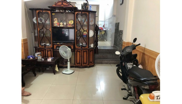 Bán nhà nhà riêng 52m2 Đặng Thúc Liêng 3 pn 3 wc phường 4 quận 8 chỉ 7 tỷ 100