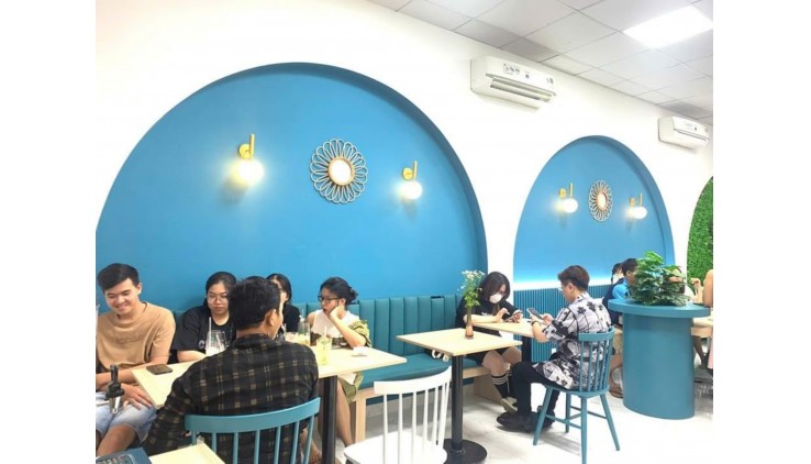 CHÍNH CHỦ SANG NHƯỢNG QUÁN CÀ PHÊ THIẾT KẾ HIỆN ĐẠI, VỊ TRÍ ĐẮC ĐỊA QUẬN TÂN BÌNH