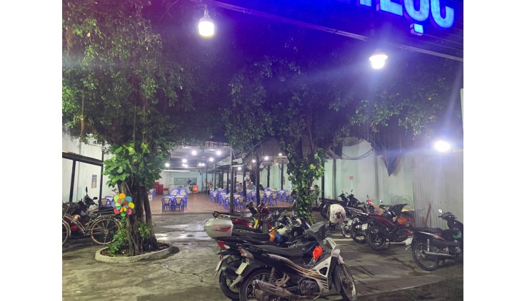 Bình Chánh  ! HOT HOT ! SANG QUÁN NHẬU S/VƯỜN 500 m2 CÓ LƯỢNG KHÁCH SẴN , Tel : 0909383495 ( Chính chủ )