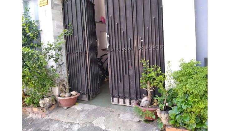 TÔI CHÍNH CHỦ BÁN GẤP NHÀ MỚI ĐẸP HẺM Ô TÔ VÀO TẬN NHÀ, TẠI PHƯỜNG THỚI AN, QUẬN 12, HCM.