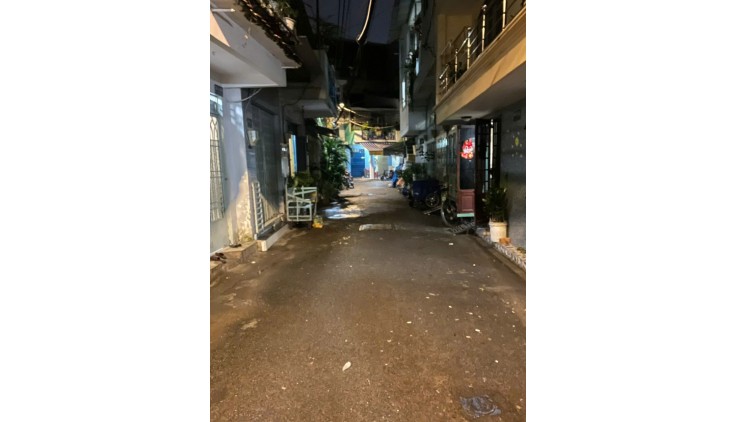 HÀNG NÓNG TÂN BÌNH ĐƯỜNG LÝ THƯỜNG KIỆT - HẺM XE HƠI - 5M  - VỊ TRÍ CỰC ĐẸP - GIÁ RẺ BẤT NGỜ