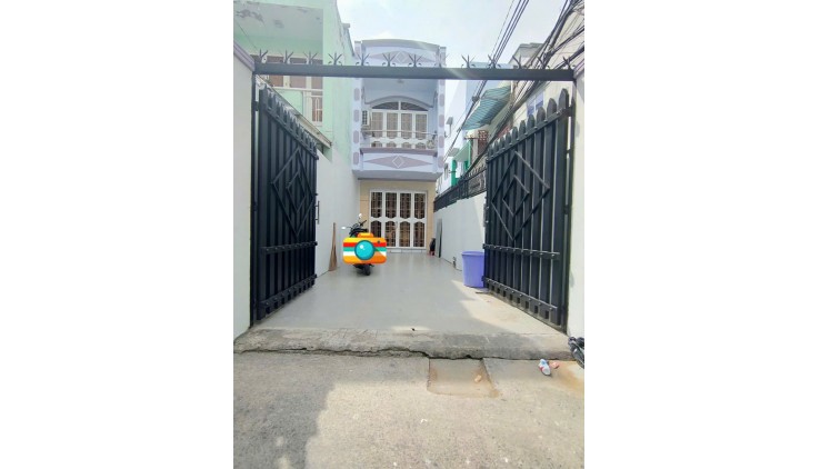 Sát mặt tiền Ngang 3,3 Dài 16 m có 3 tỷ x Q4