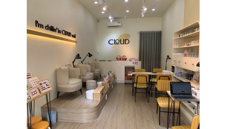 Quận Phú Nhuận – MT Huỳnh Văn Bánh ! Sang Rẻ MB Salon Nail Decor Đẹp, Sẵn Full Nội Thất Nail Sịn Mới Đẹp, Tel : 0988126364 ( chính chủ