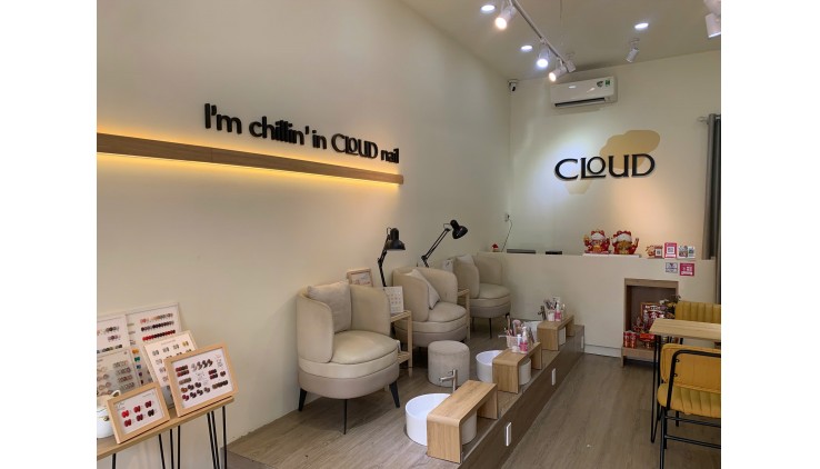 Quận Phú Nhuận – MT Huỳnh Văn Bánh ! Sang Rẻ MB Salon Nail Decor Đẹp, Sẵn Full Nội Thất Nail Sịn Mới Đẹp, Tel : 0988126364 ( chính chủ