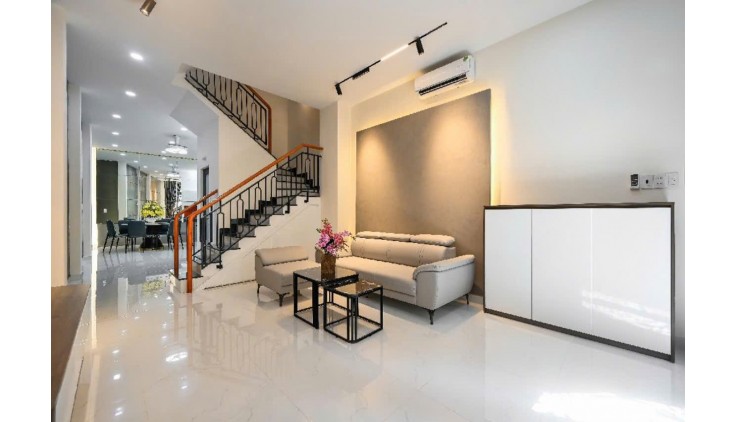 NHÀ HẺM THÔNG XE HƠI MỚI XÂY GẦN CITYLAND PARKHILL GÒ VẤP – FULL NỘI GIÁ NHỈNH 6TỶ.
NHÀ NỞ HẬU THÔNG PHAN VĂN TRỊ – QUANG TRUNG.