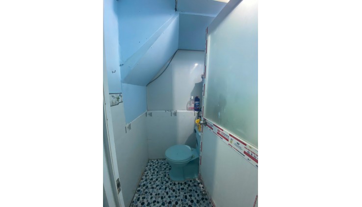 CHO THUÊ NHÀ NGUYÊN CĂN Vị Trí : C7 Đ. Phạm Hùng, Ấp 4, Bình Chánh, Hồ Chí Minh