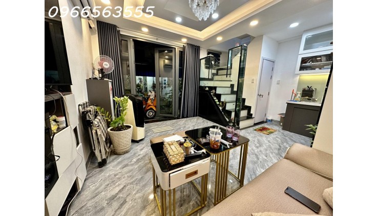 NHÀ ĐẸP- Bán nhà Bến Vân Đồn - Quận 4- 2 lầu , 2 Phòng Ngủ-full nội thất - gía chỉ 4 tỷ tl