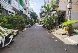 Bán Đất HXH An Dương Vương, An Lạc, Bình Tân. DT 56m2 x 1 tầng (4.7 x 14).
Giá 5  tỷ TL.