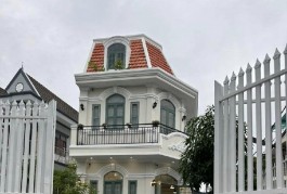 [BIỆT THỰ ĐƯỜNG NGUYỄN BÌNH] - KẾT CẤU 3 TẦNG - ĐƯỜNG NHỰA 10m - SÂN ĐỂ ĐƯỢC 4 Ô TÔ