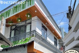 Bán nhà Nguyễn Văn Khối, 4x9m, full nội thất cao cấp, giá nhỉnh 3.x tỷ