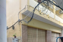 Chủ gửi bán đất tặng nhà . tổng dt 31m2 trung tâm quận 10 điện biên phủ , tiện xây mới hẻm sạch đẹp sát mặt tiền ĐBP. ngay bùng binh lý thái tổ .