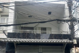 Chuyển sang Chung Cư ở nên cần bán lại căn Nhà ở 1 trệt 1 lầu không sử dụng