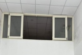 Bán nhà giáp QUẬN BÌNH THẠNH, 54m2, (ngang 4m nở hậu 5.7m x 13m), NHỈNH 4 TỶ
