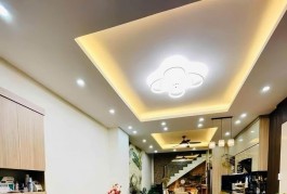Nhà Nguyễn Duy Trinh, HXH, 80m2 ,3 tầng, 4 PN , Hoàn công