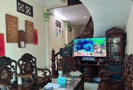 NHà MT gần Xa lộ Hà Nội, 53m2,4x13m, 2 tầng , 3 PN,kinh doanh, Hoàn Công