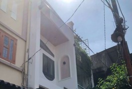 Đường Nguyên Hồng Quận Bình Thạnh Phường 11.