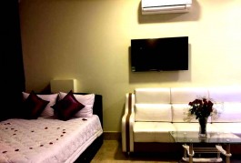 Bán khách sạn 5 tầng gần CC Hoàng Anh Gia Lai hẻm 585 Nguyễn Thị Thập phường Tân Phong Q.7