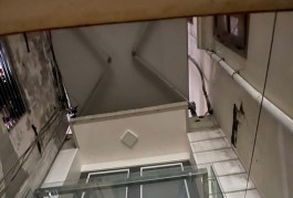 NHÀ MỚI TRUNG TÂM QUẬN 10 - CÁCH HẺM XE HƠI 1 CĂN NHÀ. HẺM 463 CỰC HOT ĐƯỜNG CMT8 P13