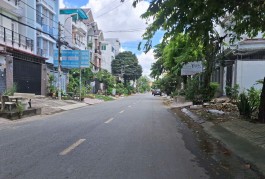 Bán nhà đường số 5 4*19  Bình Hưng Bình Chánh 4 tầng giáp quận 8 chỉ 8,3 tỷ