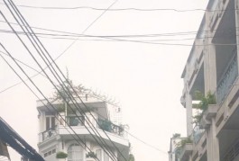NHÀ NHỎ ĐẦY ĐỦ CÔNG NĂNG 2 TẦNG - THÁI PHIÊN Q11 - 16M2 GIÁ CHỈ 1.95 TỶ