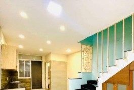 NHÀ BÁN ĐƯỜNG NGUYỄN CỬU VÂN..BÌNH THẠNH. GIÁ TỐT