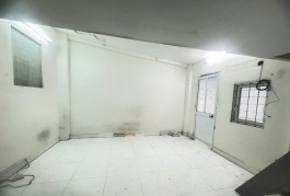 GÒ VẤP - VÀI CĂN NHÀ RA MẶT TIỀN PHẠM VĂN ĐỒNG -2,5 TỶ