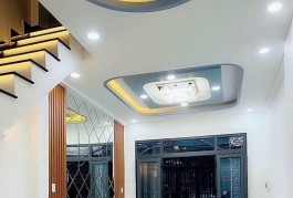 Sát mặt tiền Ngang 3.3 dài 10 m
Có 89 triệu Q4