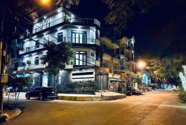 NAM LONG 4 TẦNG- LÔ GÓC NHÀ ĐẸP NHƯ HOA HẬU- TẶNG FULL NỘI THẤT XỊN XÒ