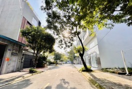 Bán Nhà Trung Mỹ Tây, 3 Tầng ,80m2, 4x20, Hẻm XH Thông, 5.5 Tỷ Còn TL