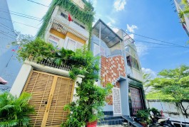 Gấp Bán - Nhà 3 Tầng Hiệp Bình Chánh, Sát Bên Gigamall, Chỉ 7 Tỷ - Kh phân lô đồng bộ, hẻm xe hơi